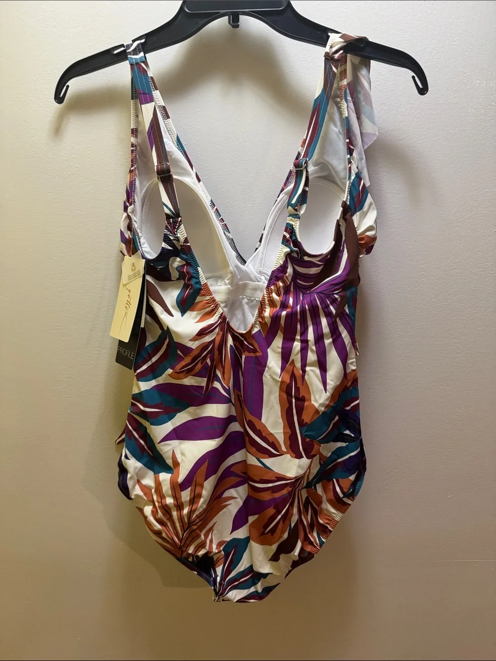 NWT Gottex one piece swimsuit.